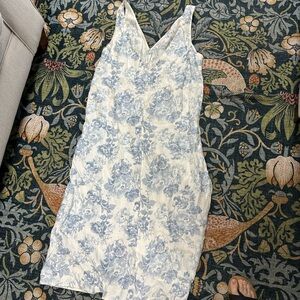 Floral Reformation V-Neck Dress in Blue and White